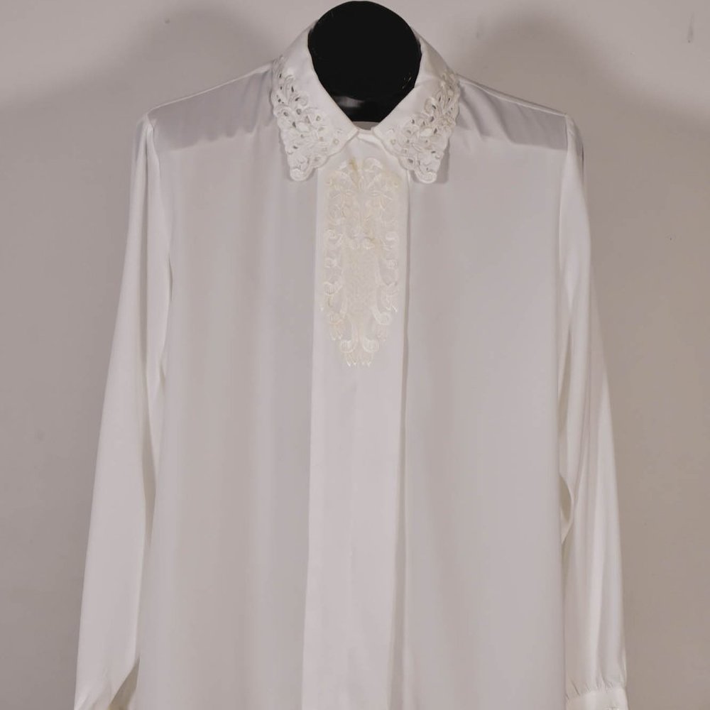 Vintage Cream Cottagecore Floral Shirt Size 8